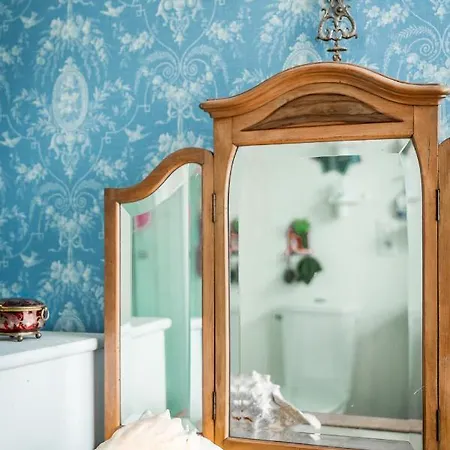 La Maison Charmante Шательро