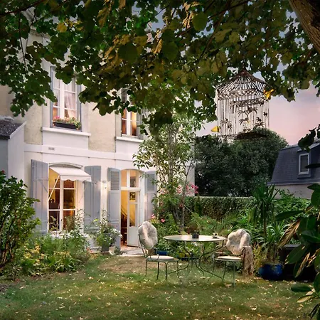 La Maison Charmante