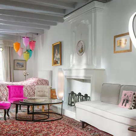 Frühstückspension La Maison Charmante 3*