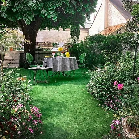 La Maison Charmante 住宿加早餐酒店